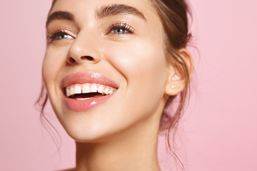 Maquillage du teint : tout ce qu'il faut savoir pour un joli glow