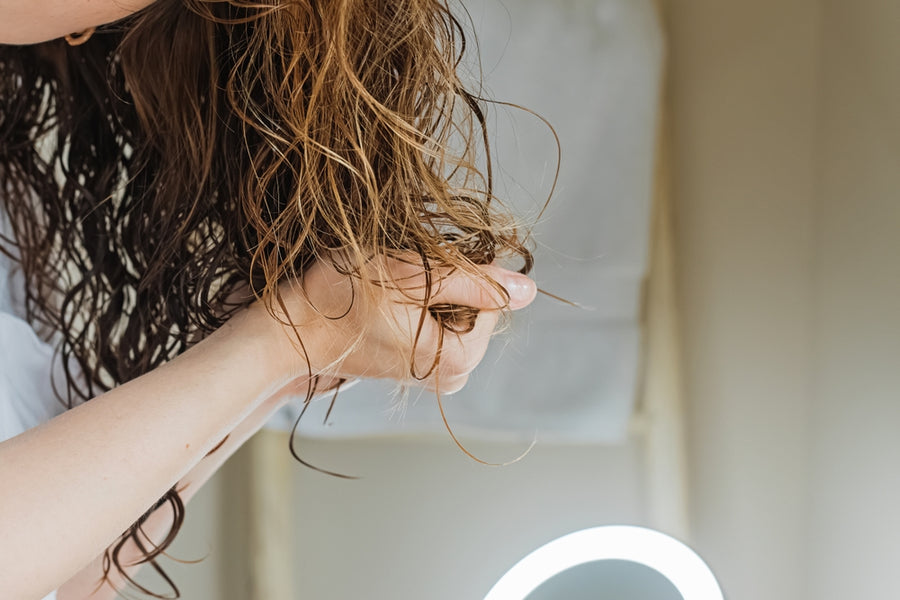 What Hair Routine Should You Adopt to Enhance Your Curly Hair? 