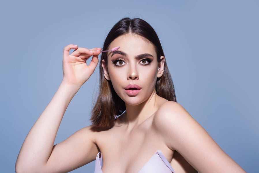 Browlift: how and what to use to pluck your eyebrows?