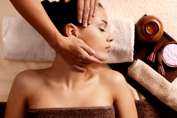 ¿Qué es el masaje Kobido, el lifting natural japonés?